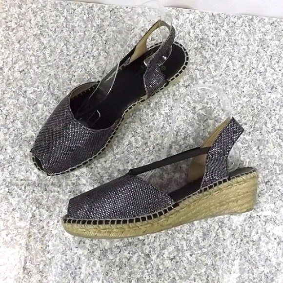 Andre Assous Metallic Espadrille Size 10 - Picture 6 of 7